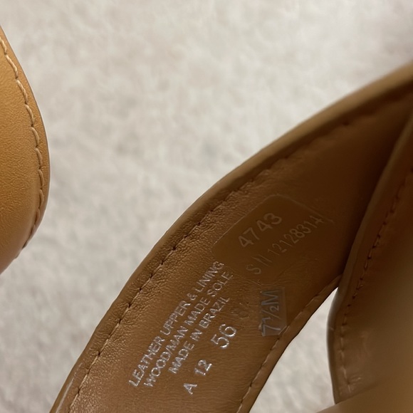 Tory Burch Almita wedge sandal. - Picture 5 of 8